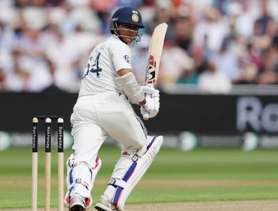 IND vs ENG: Yashasvi Jaiswal broke this record of Sunil Gavaskar, equaled Dravid and Sehwag in this matter