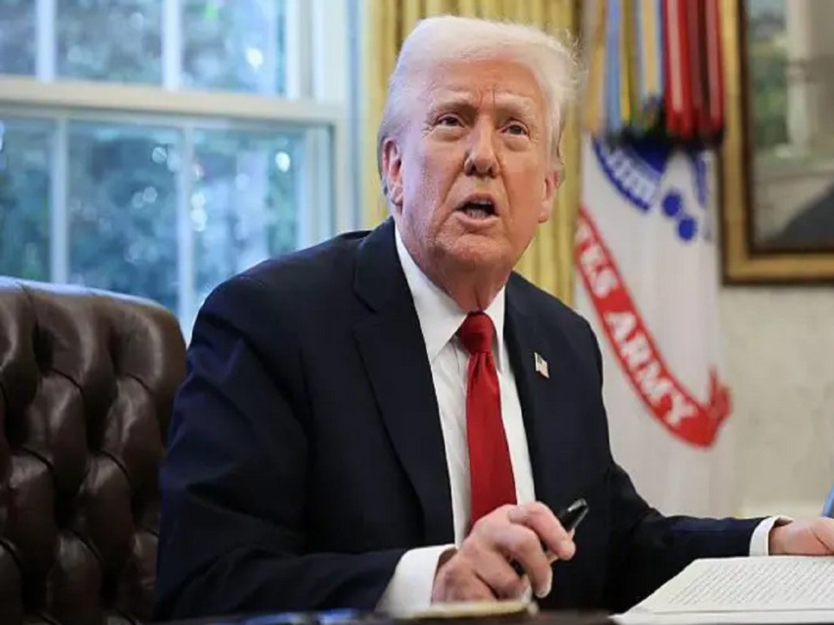 The US managed to safely evacuate only three ships in two days, Donald Trump has shut down Operation Project Freedom