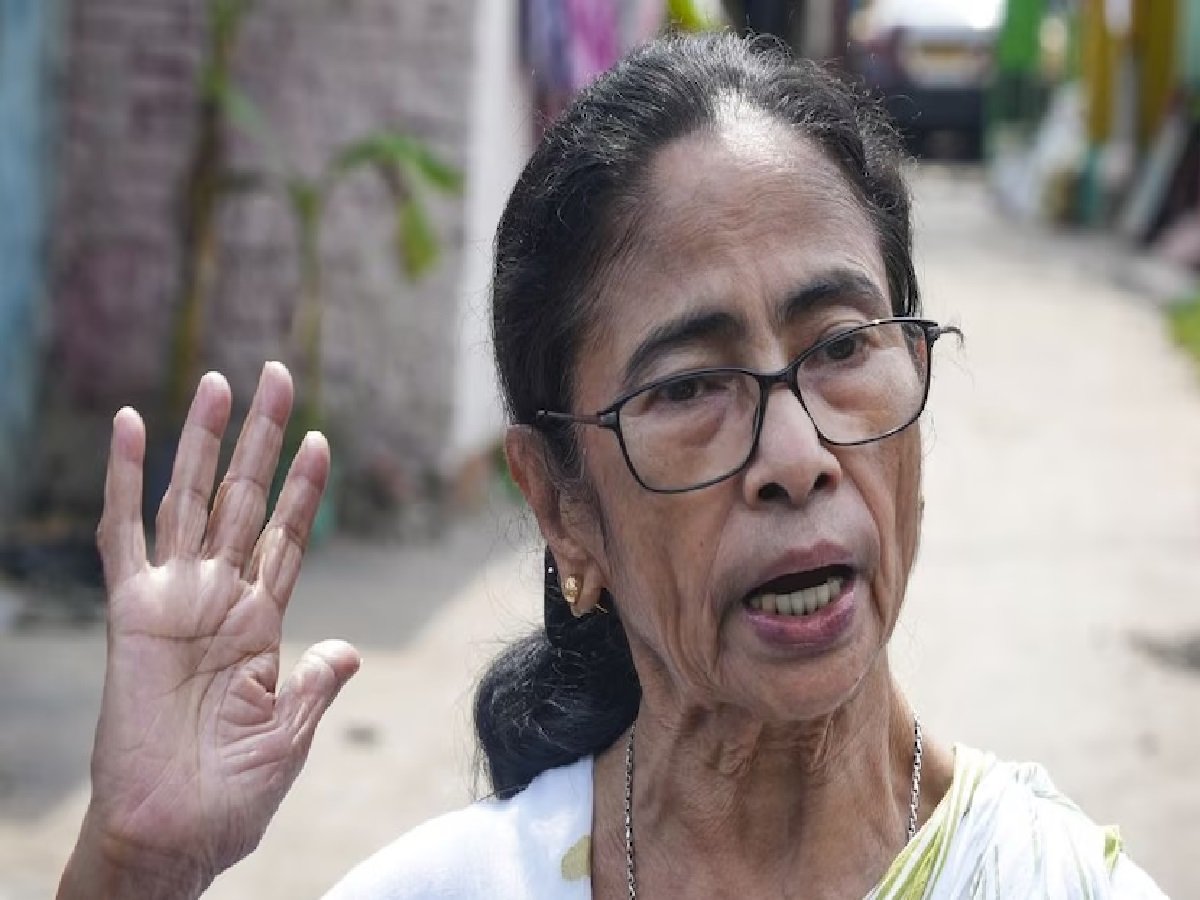 West Bengal: 21 TMC MPs preparing to part ways with Mamata Banerjee