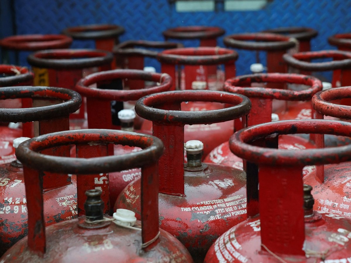 After August 16, these people will have to pay ₹300 more for LPG cylinders