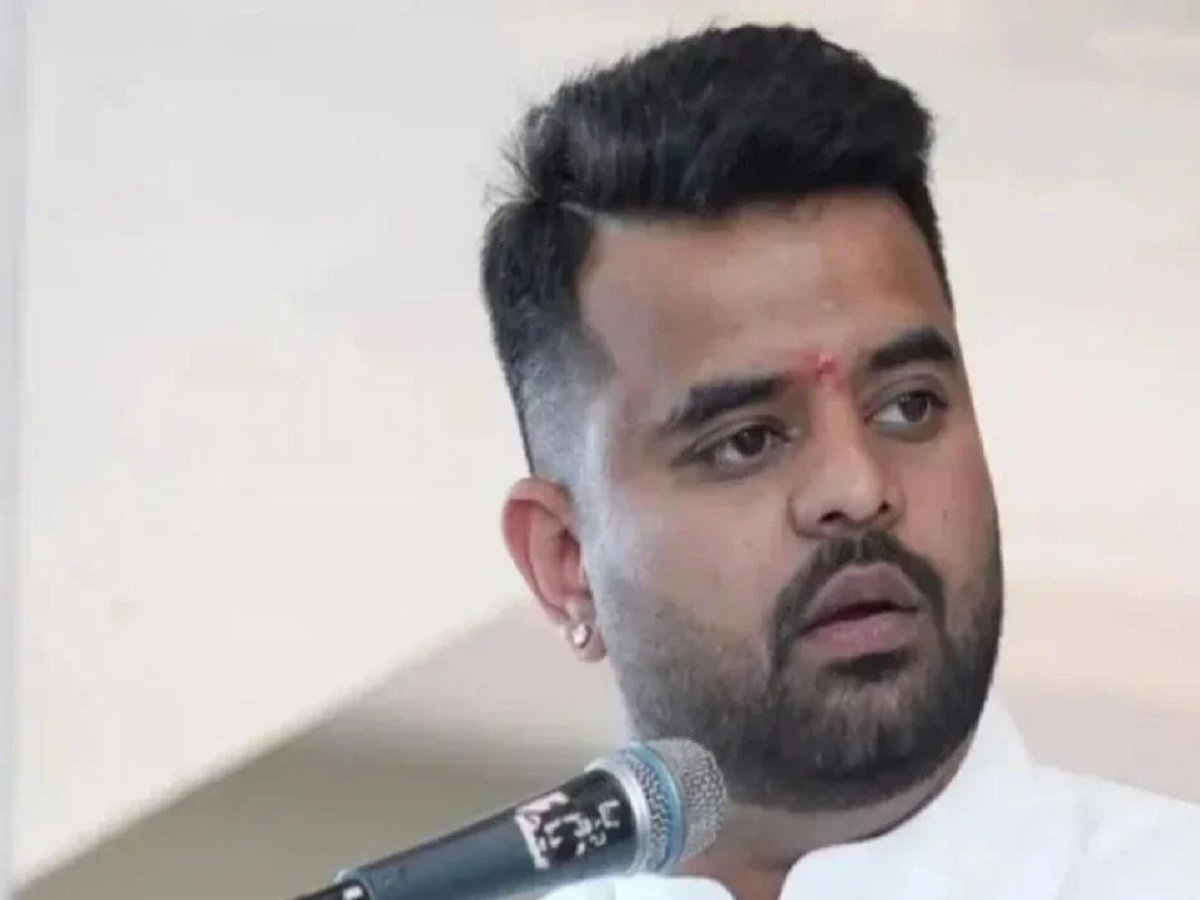 Mobile phone found with former MP Prajwal Revanna in jail; pen drive also recovered.