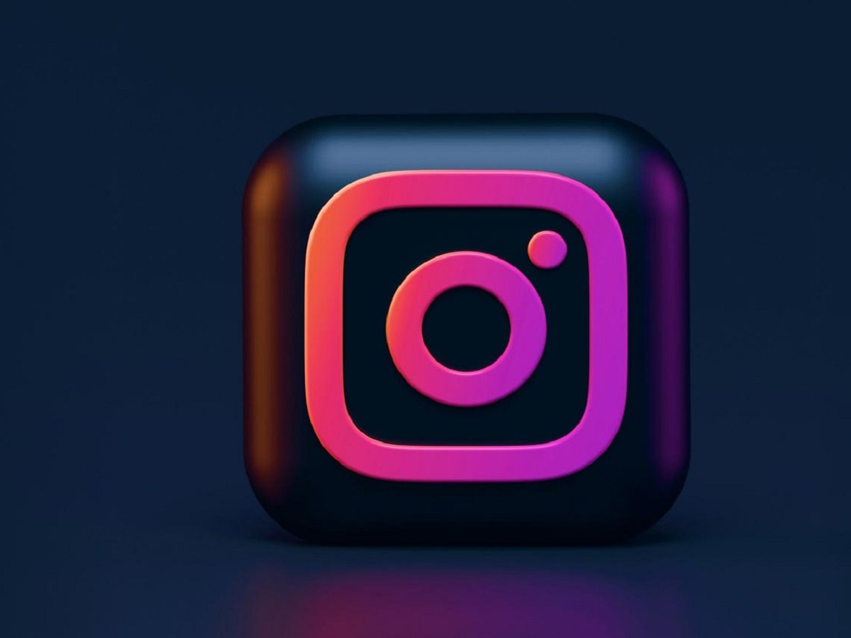 Tech Tips: Make your Instagram Story visible only to select people