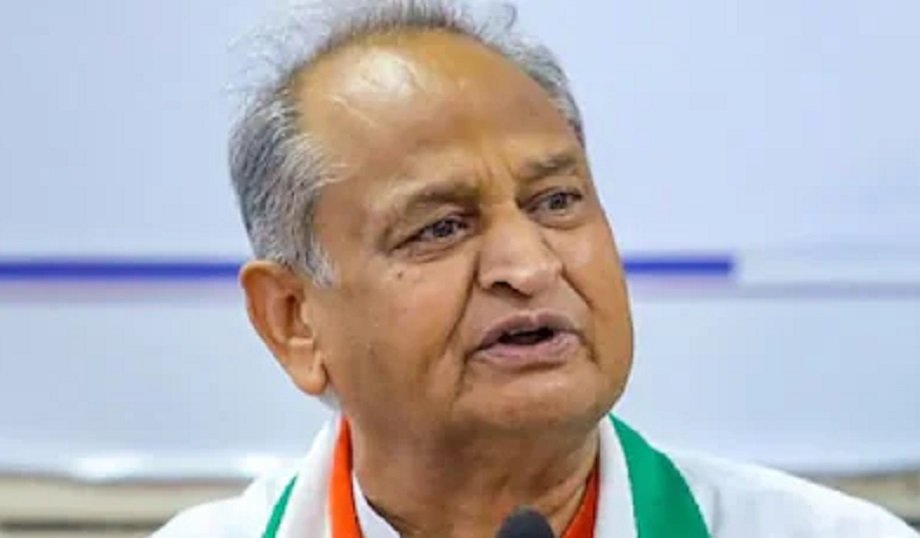 Ashok Gehlot has now made this demand from Modi government in the Ahmedabad plane crash case