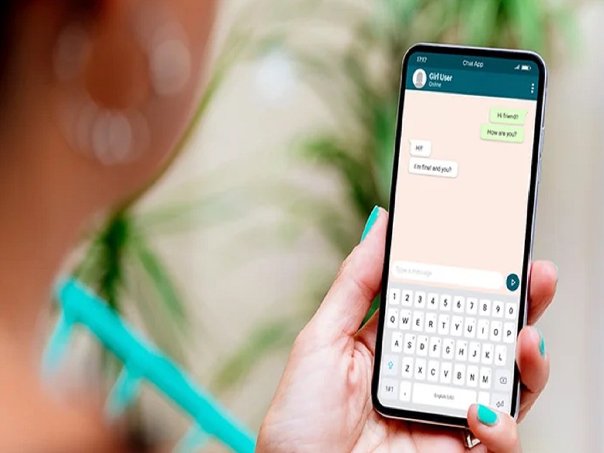 Tech Tips: You can share contacts on WhatsApp using this simple process