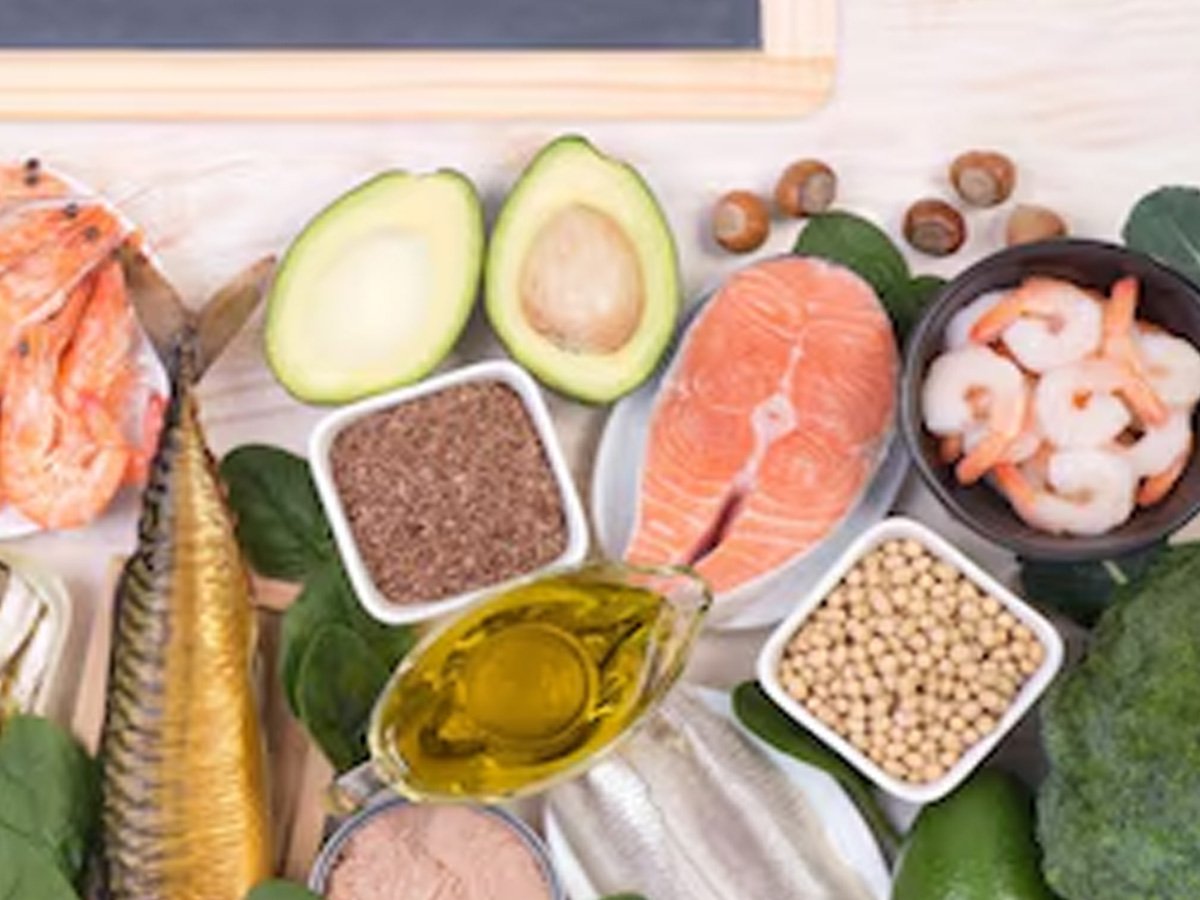 Health Tips: These things are useful in increasing happy hormones