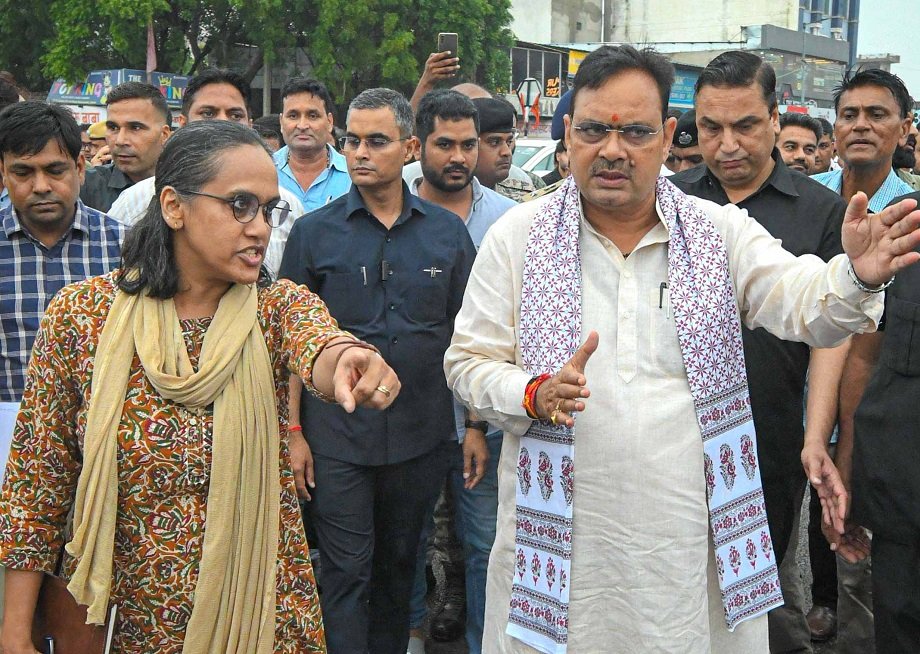 Rajasthan: CM Bhajan Lal suddenly did this in Jaipur, common people were shocked